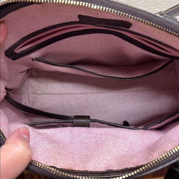 Dooney & Bourke Double Pocket Satchel Dillen in Blue Croc Embossed Leather - Picture 7 of 8